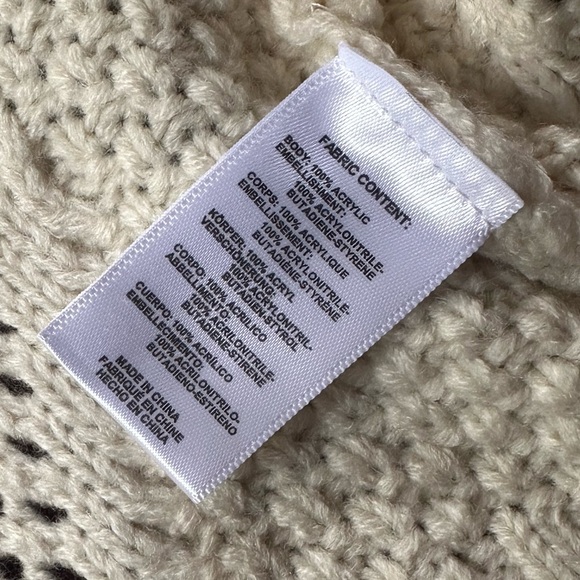 🔮 Anthropologie Pearl Embellished Cable Knit Cardigan - Picture 6 of 8